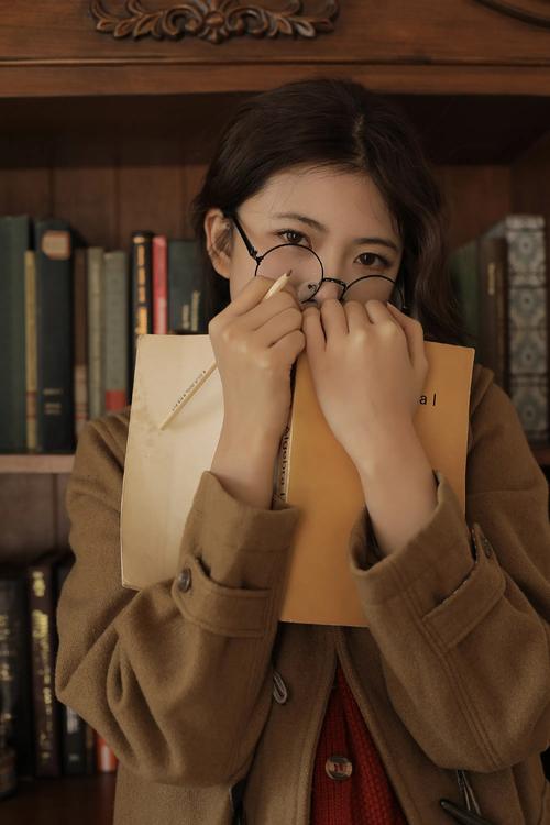 色费女人18毛片视频手机版V2.6.8_色费女人18毛片视频应用